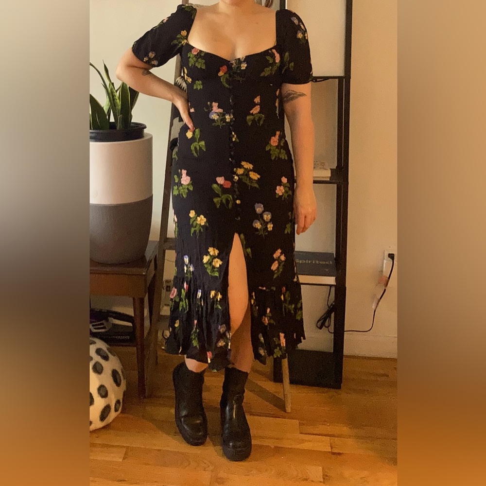 Reformation floral print midi dress 💃🏻